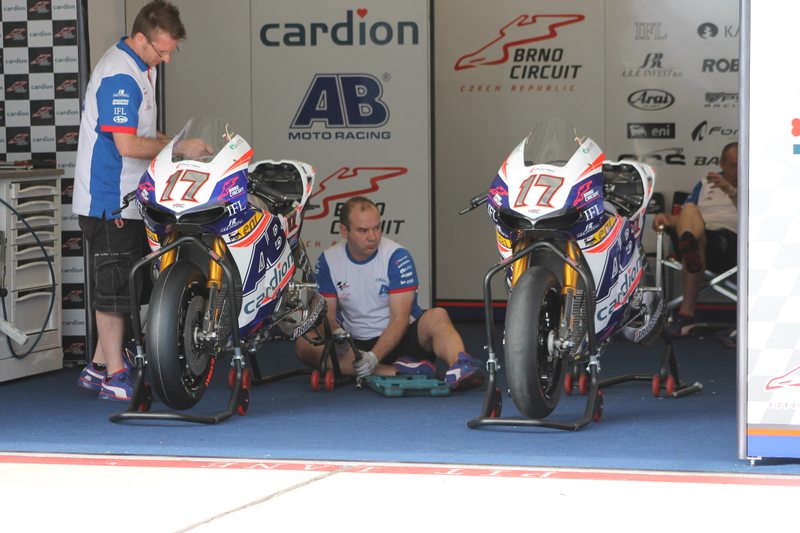 Illustration for article titled MotoGP Bikes In Various States Of Undress